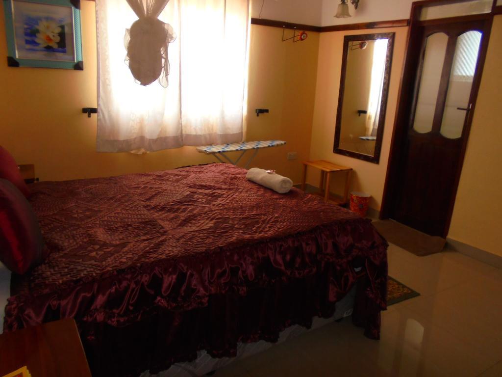 White Rose Lodge Livingstone Ngoại thất bức ảnh
