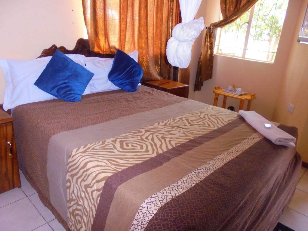 White Rose Lodge Livingstone Phòng bức ảnh