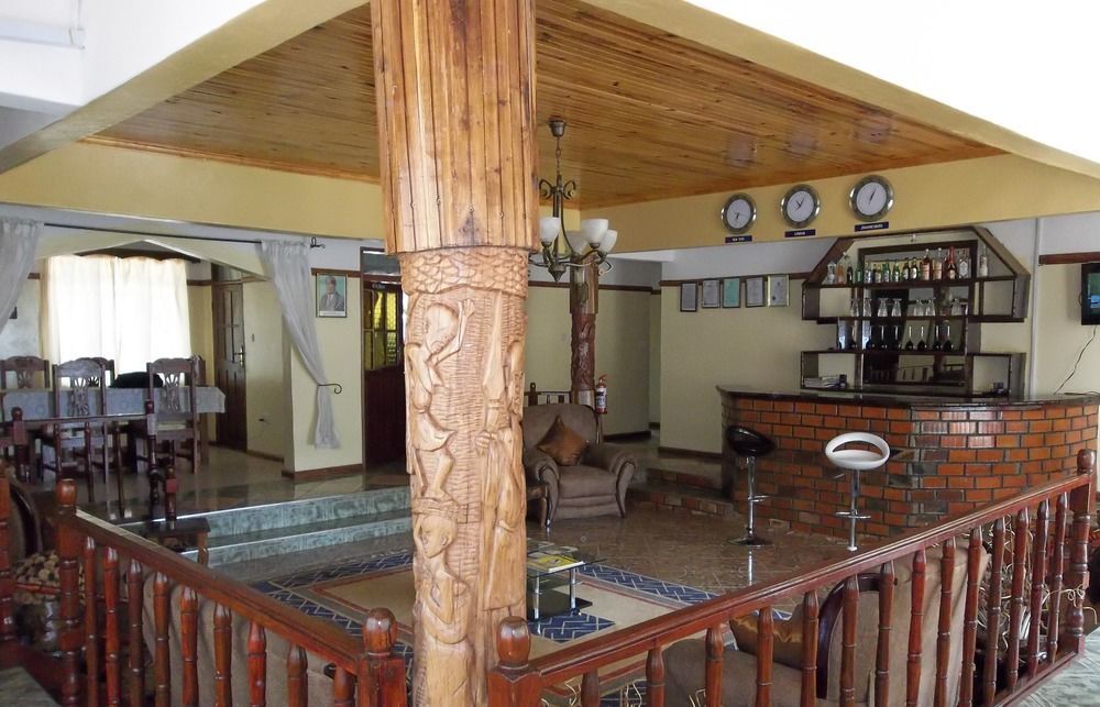 White Rose Lodge Livingstone Ngoại thất bức ảnh